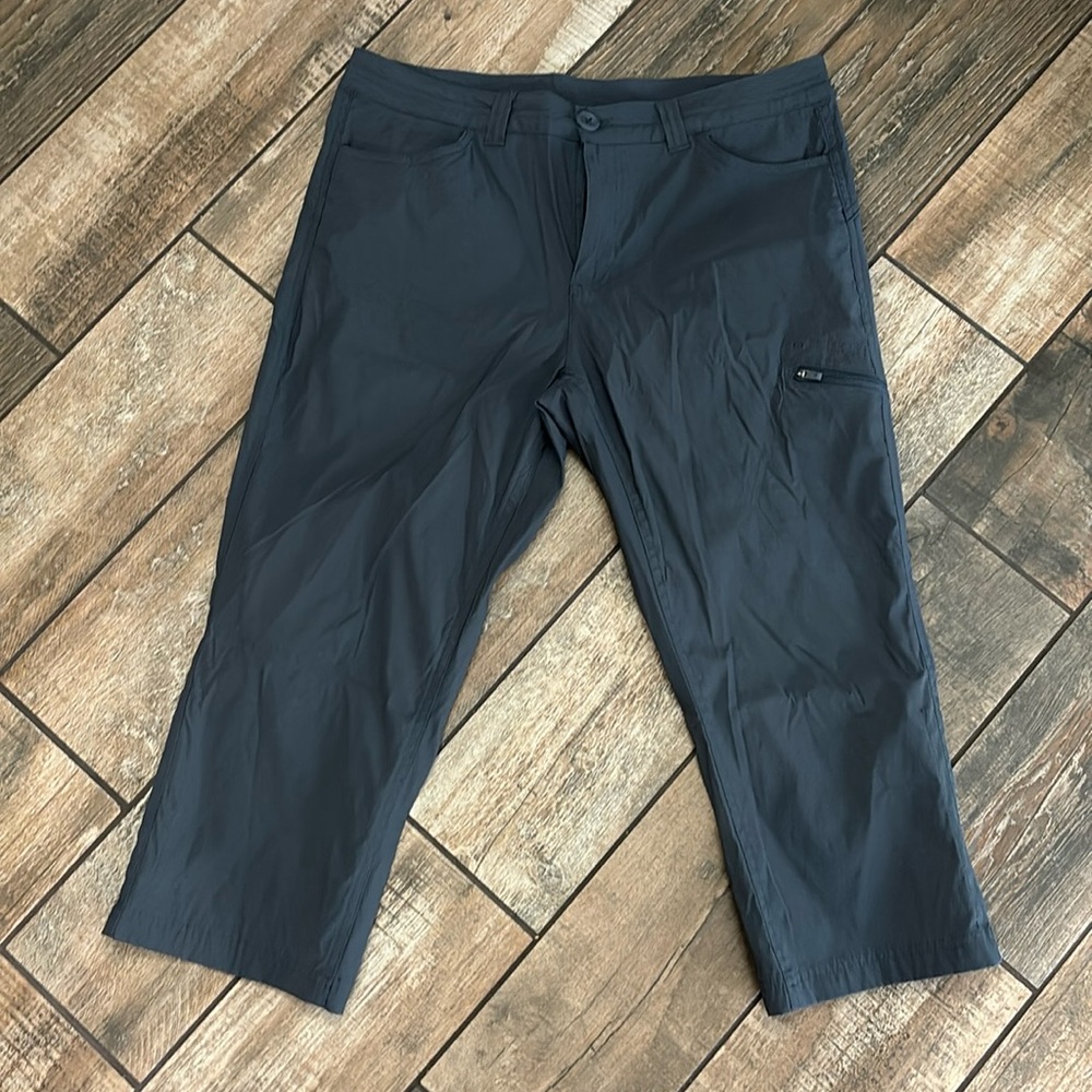Eddie Bauer capris
